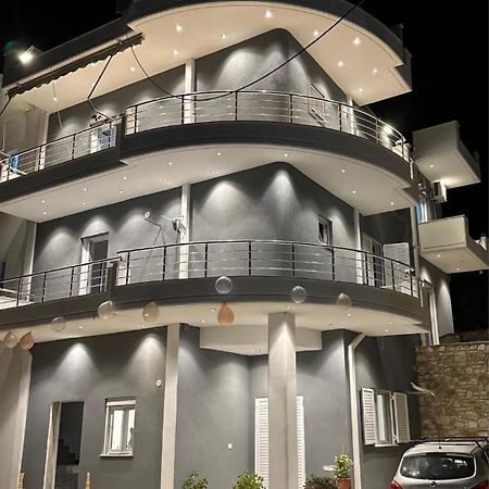 Noya Suites Sr Саранде Екстериор снимка