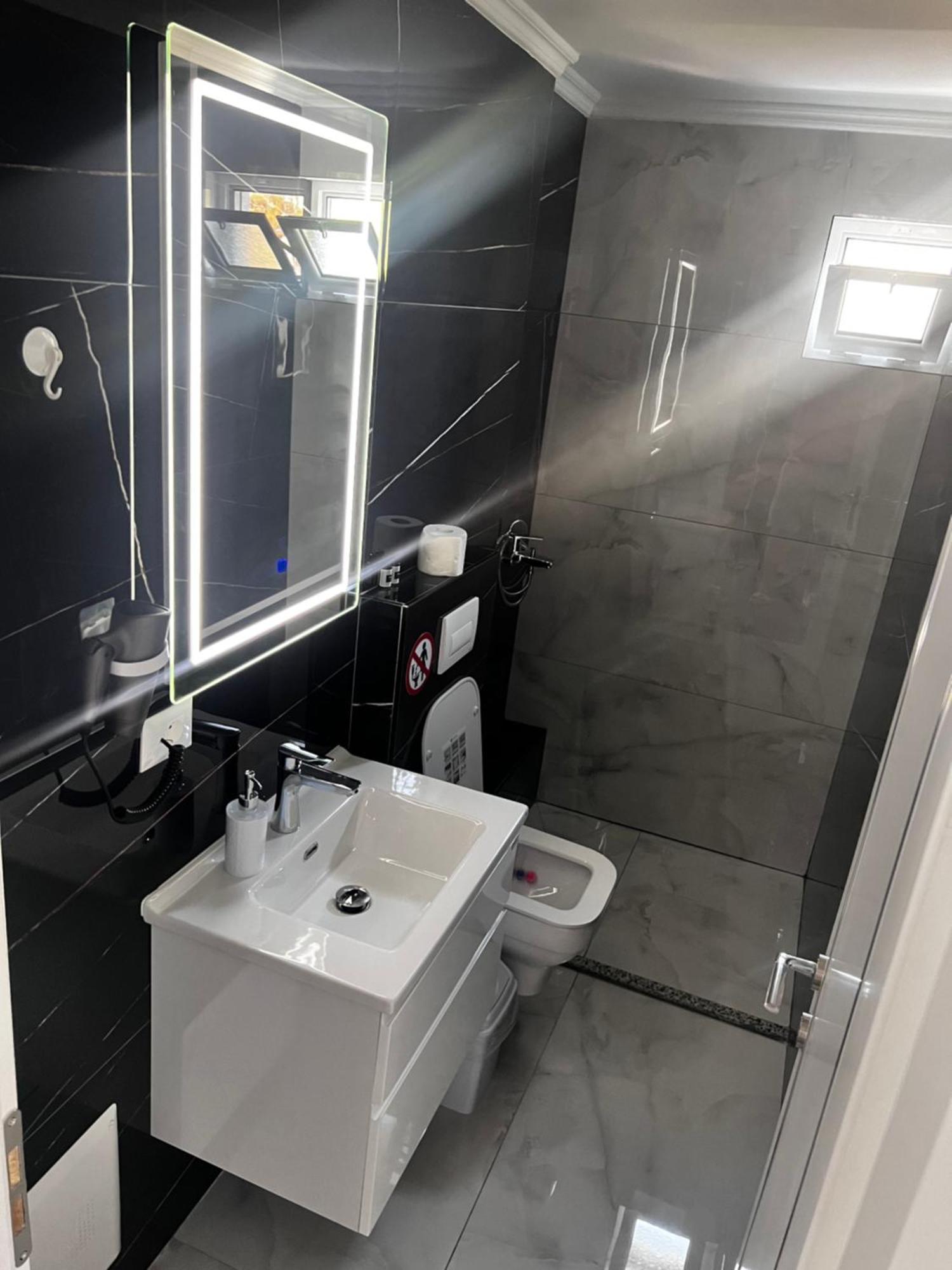 Noya Suites Sr Саранде Екстериор снимка