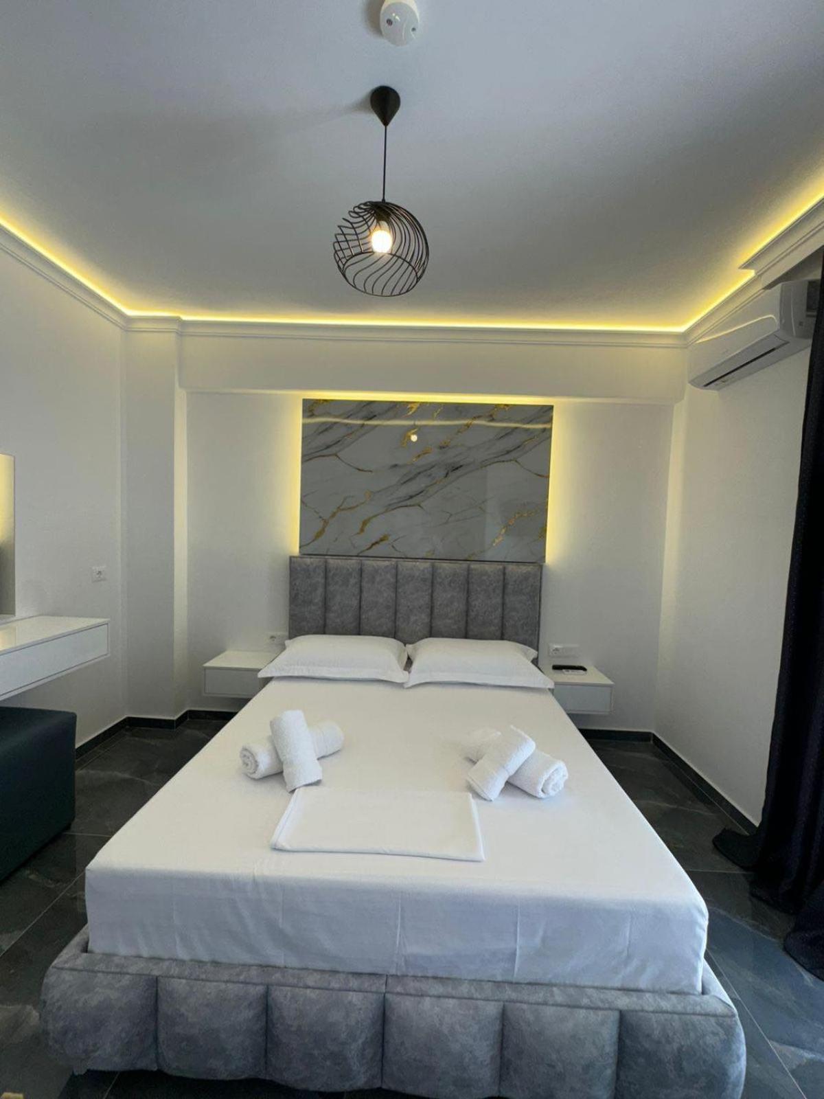 Noya Suites Sr Саранде Екстериор снимка