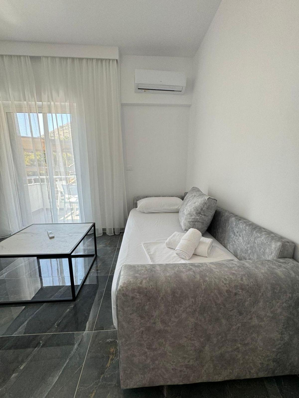 Noya Suites Sr Саранде Екстериор снимка