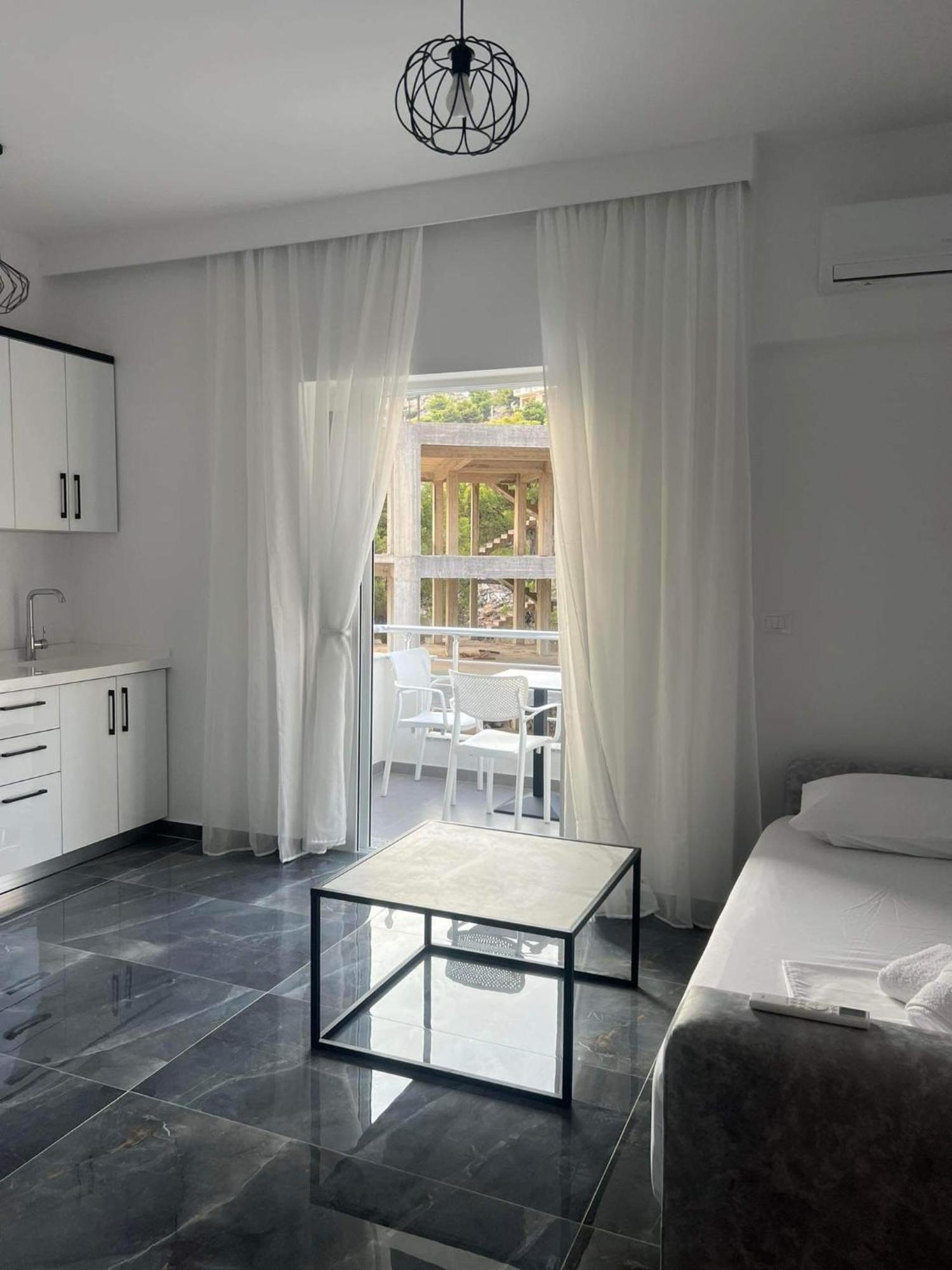 Noya Suites Sr Саранде Екстериор снимка
